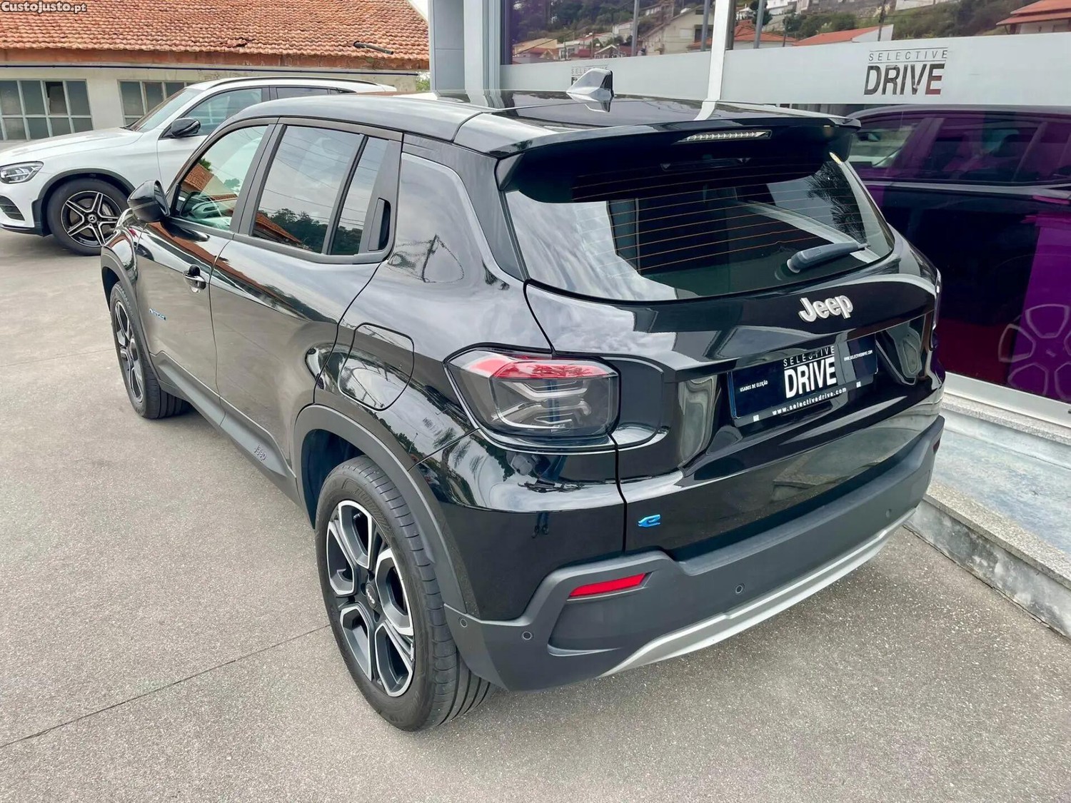 Jeep Avenger 54 kWh Summit — fotografia 8