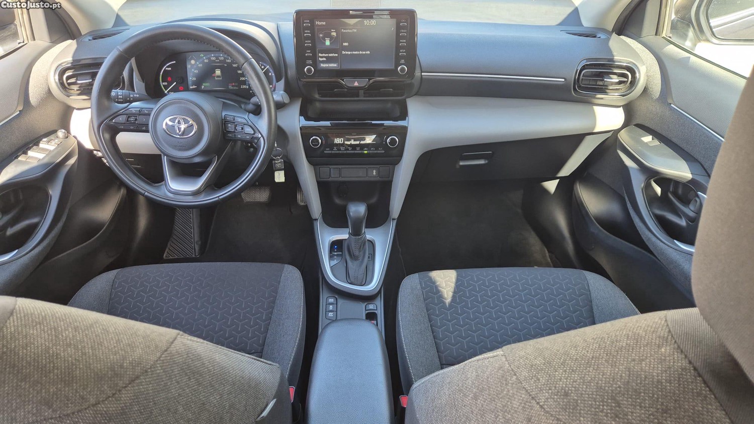 Toyota Yaris Cross 1.5 HDF — fotografia 6