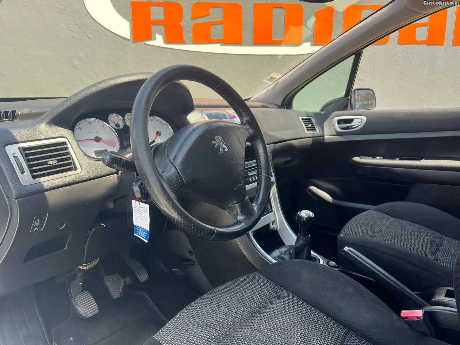 Peugeot 307 1.6 HDi Black & Silver - 06 foto 5