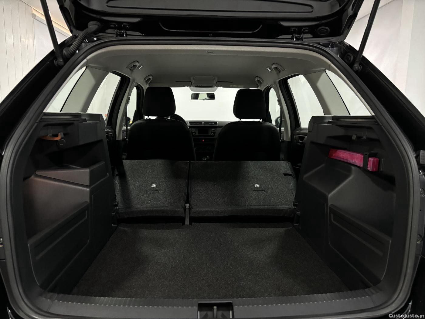 Skoda Fabia 1.0 Style — fotografia 9