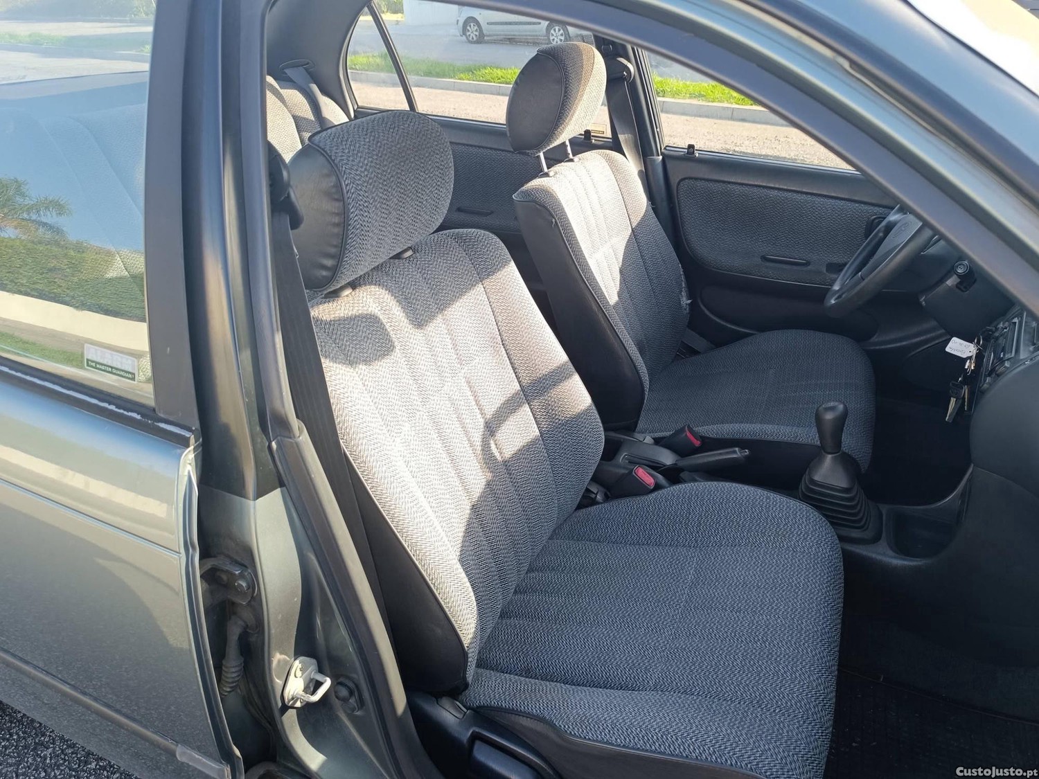 Toyota Corolla 1.3 xli — fotografia 9