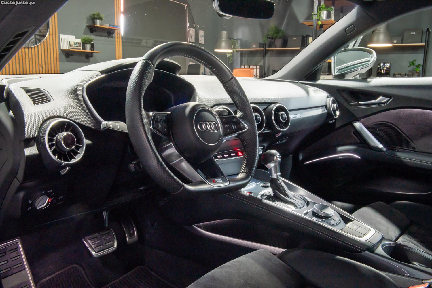 Audi TT Coupé Competition 2.0 TFSI S-line S tronic — fotografia 3