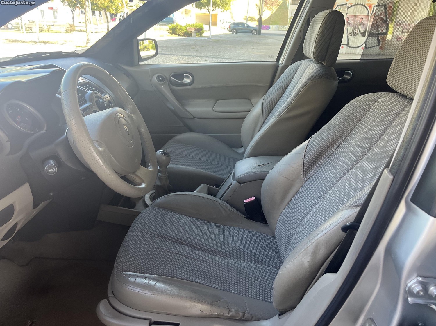 Renault Mégane Break 1.5 dci 105 cv — fotografia 4