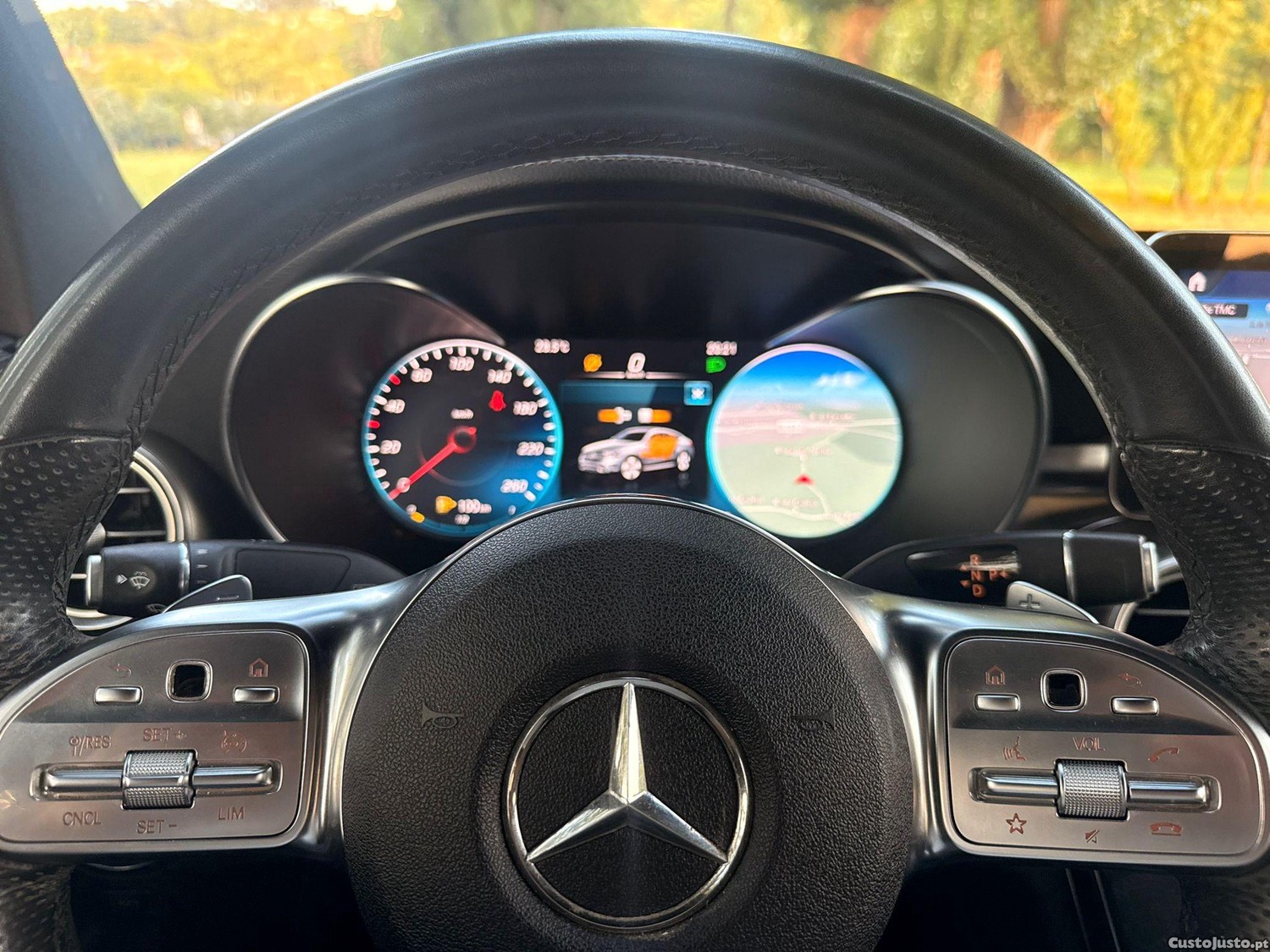 Mercedes-Benz GLC 300 d 4Matic — fotografia 7