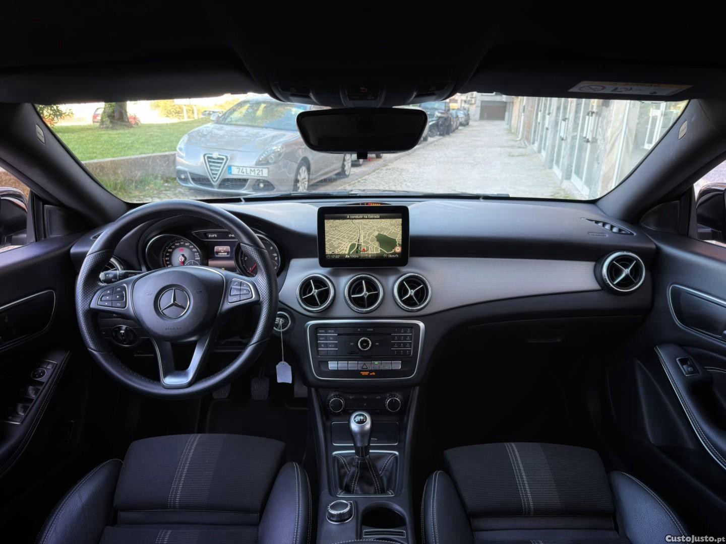 Mercedes-Benz CLA 180 d Shooting Brake Urban - 17 — photo 5