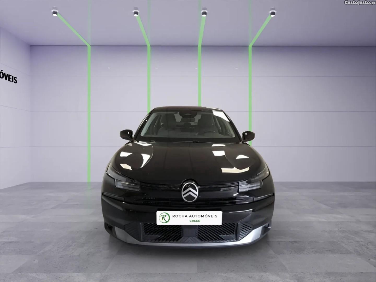 Citroën e-C4 54 kWh Plus — fotografia 12