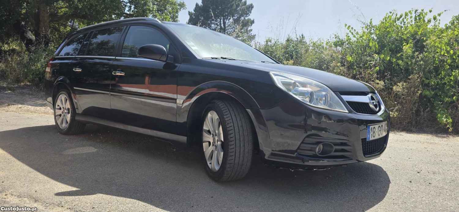 Opel Vectra 1.9 CDTi Executive - 08 — photo 3