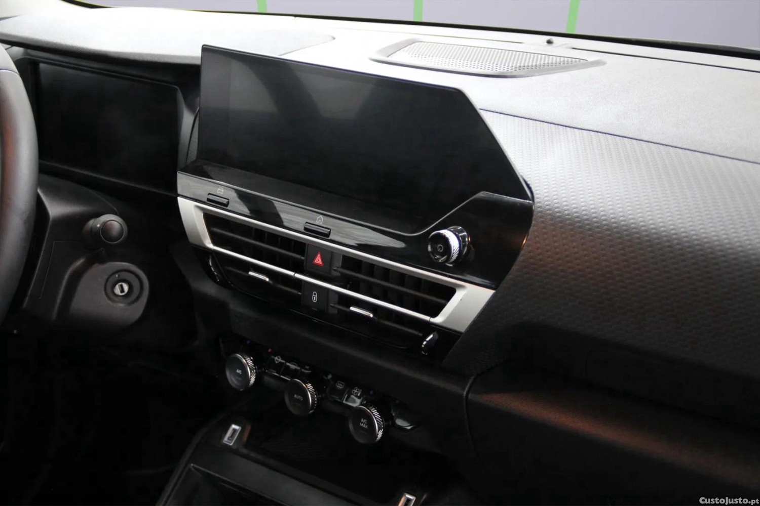 Citroën e-C4 54 kWh Plus — fotografia 6