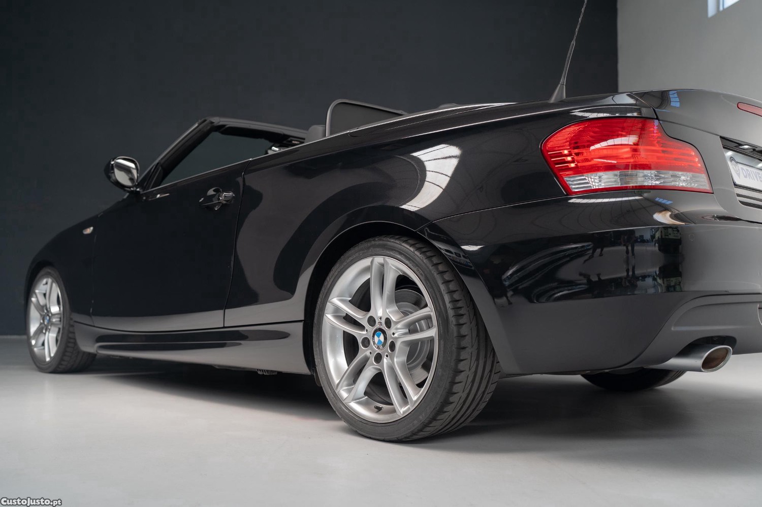 BMW 118 D Cabrio Pack M — fotografia 11
