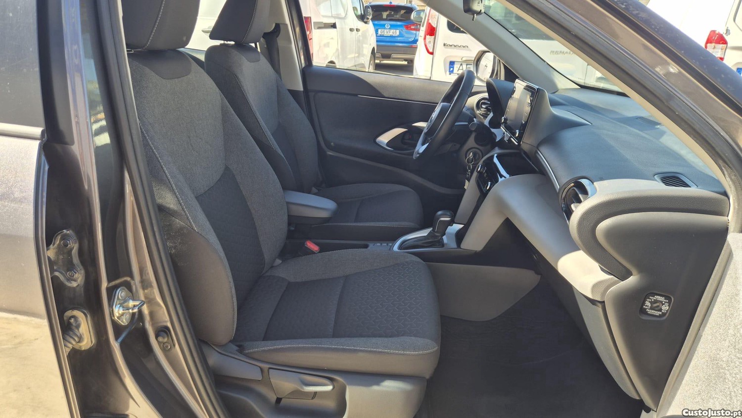 Toyota Yaris Cross 1.5 HDF — fotografia 5