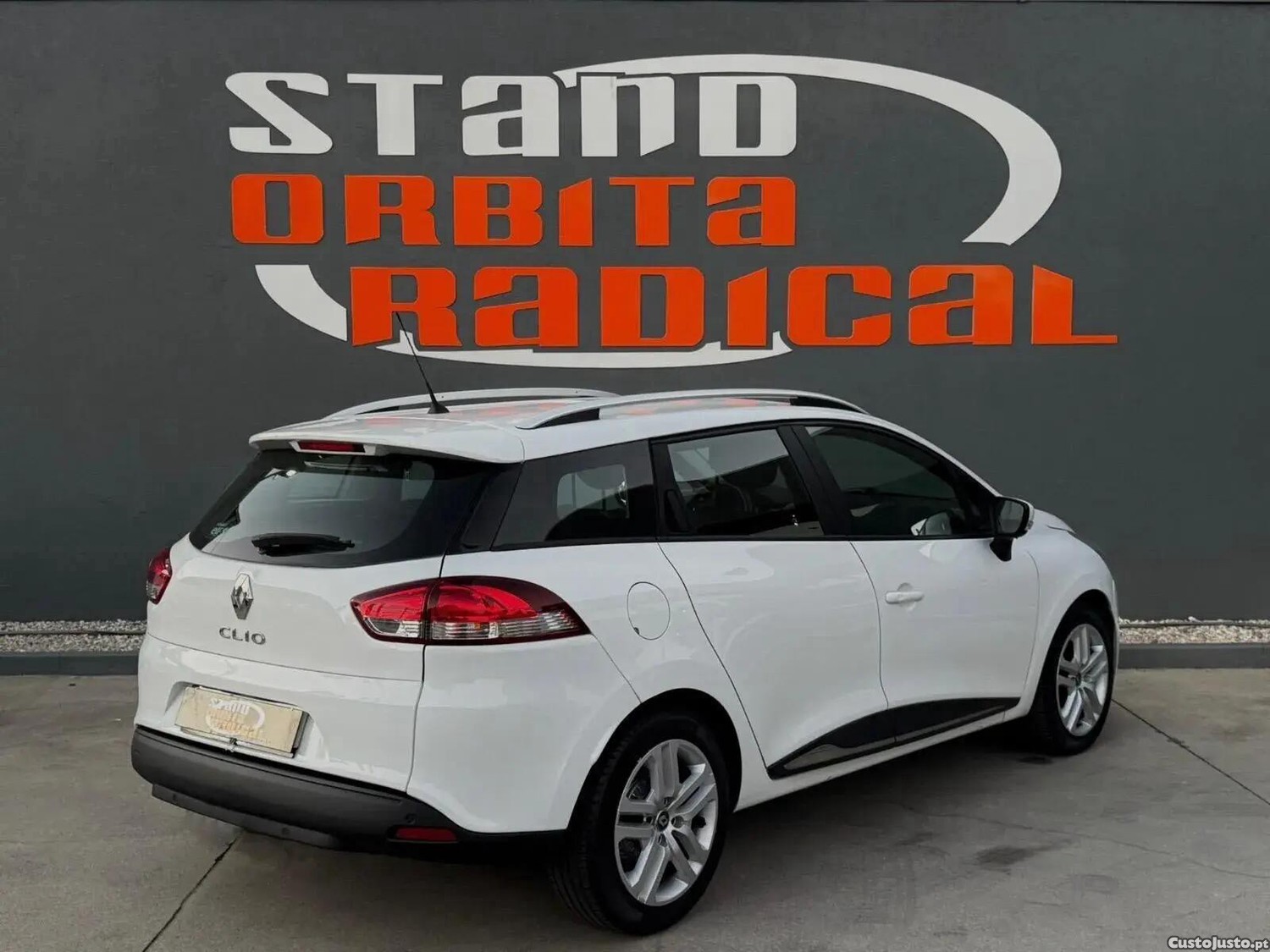 Renault Clio 0.9 TCe Limited - 19 foto 2