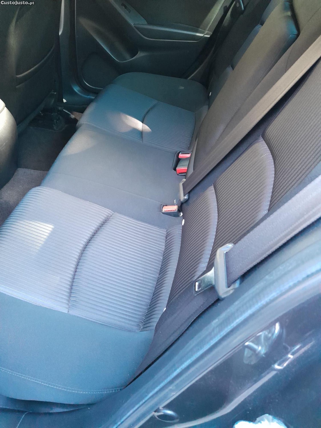 Mazda 3 1.5 — fotografia 3
