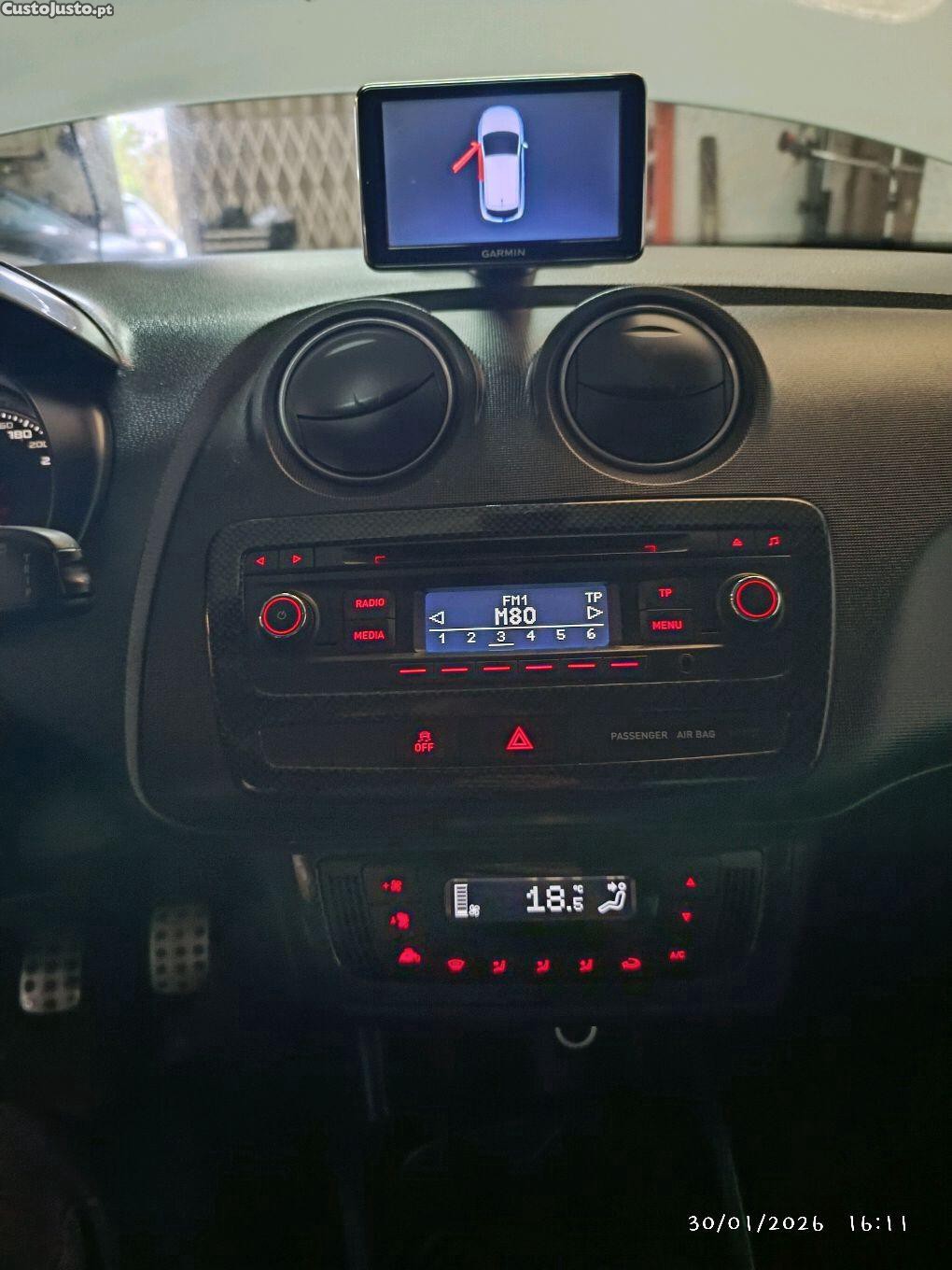 SEAT Ibiza FR 1.4com tecnologia ACT — fotografia 3