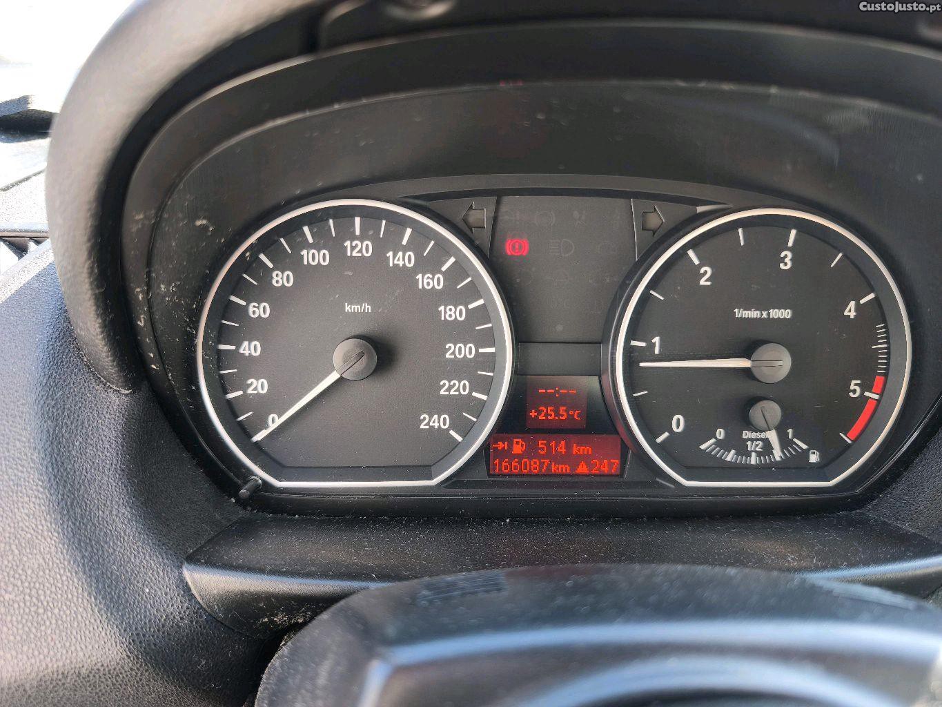 BMW 118 Cabrio E88 — fotografia 3