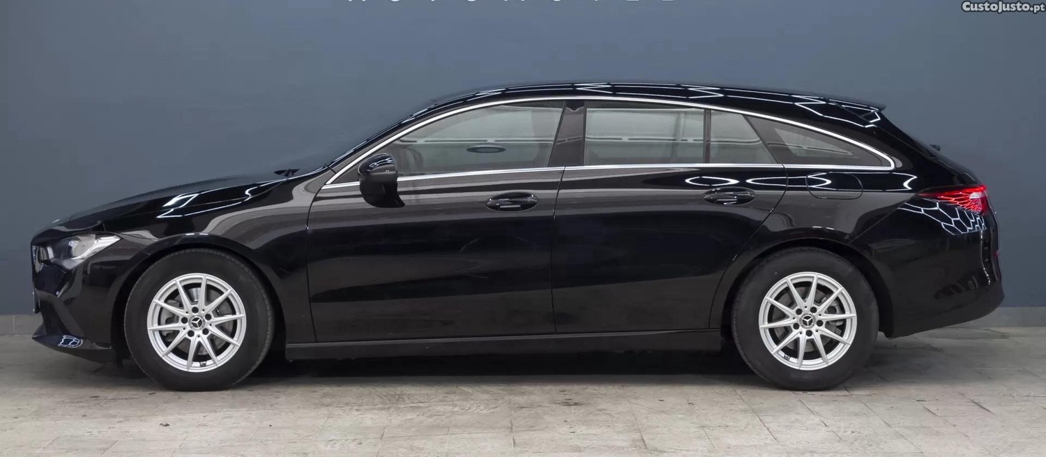 Mercedes-Benz CLA 180 Shooting Brake Business Auto - 22 — photo 3