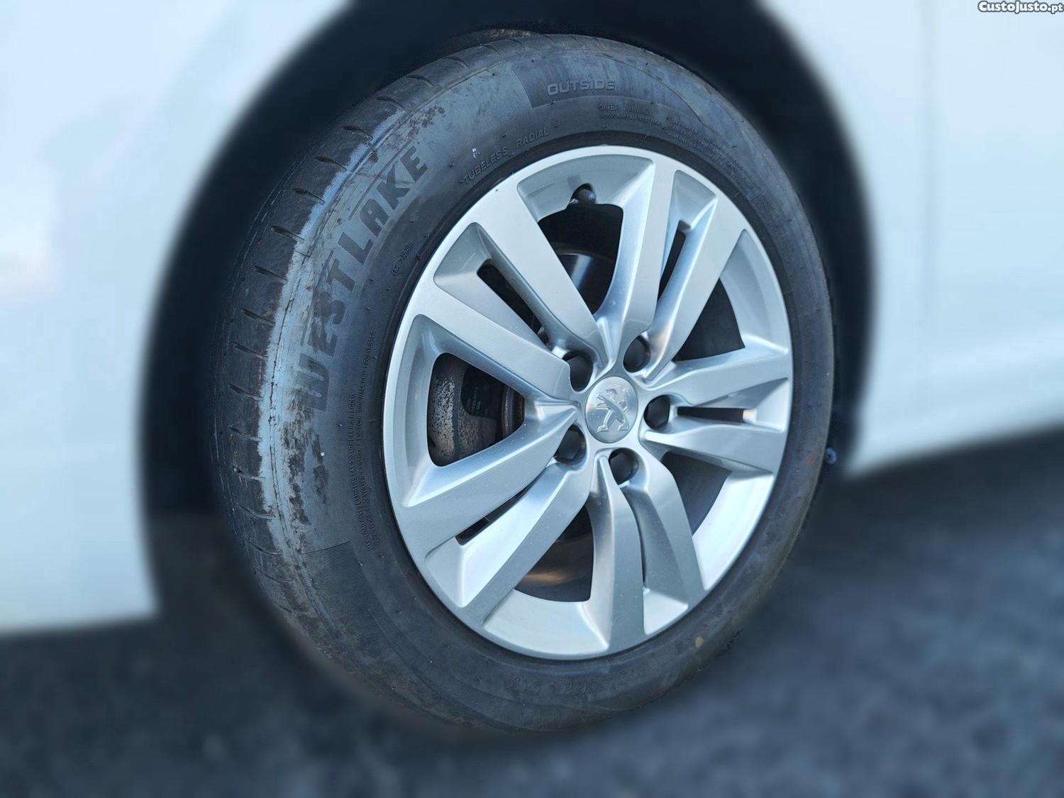 Peugeot 308 1.5 HDI SW — fotografia 7