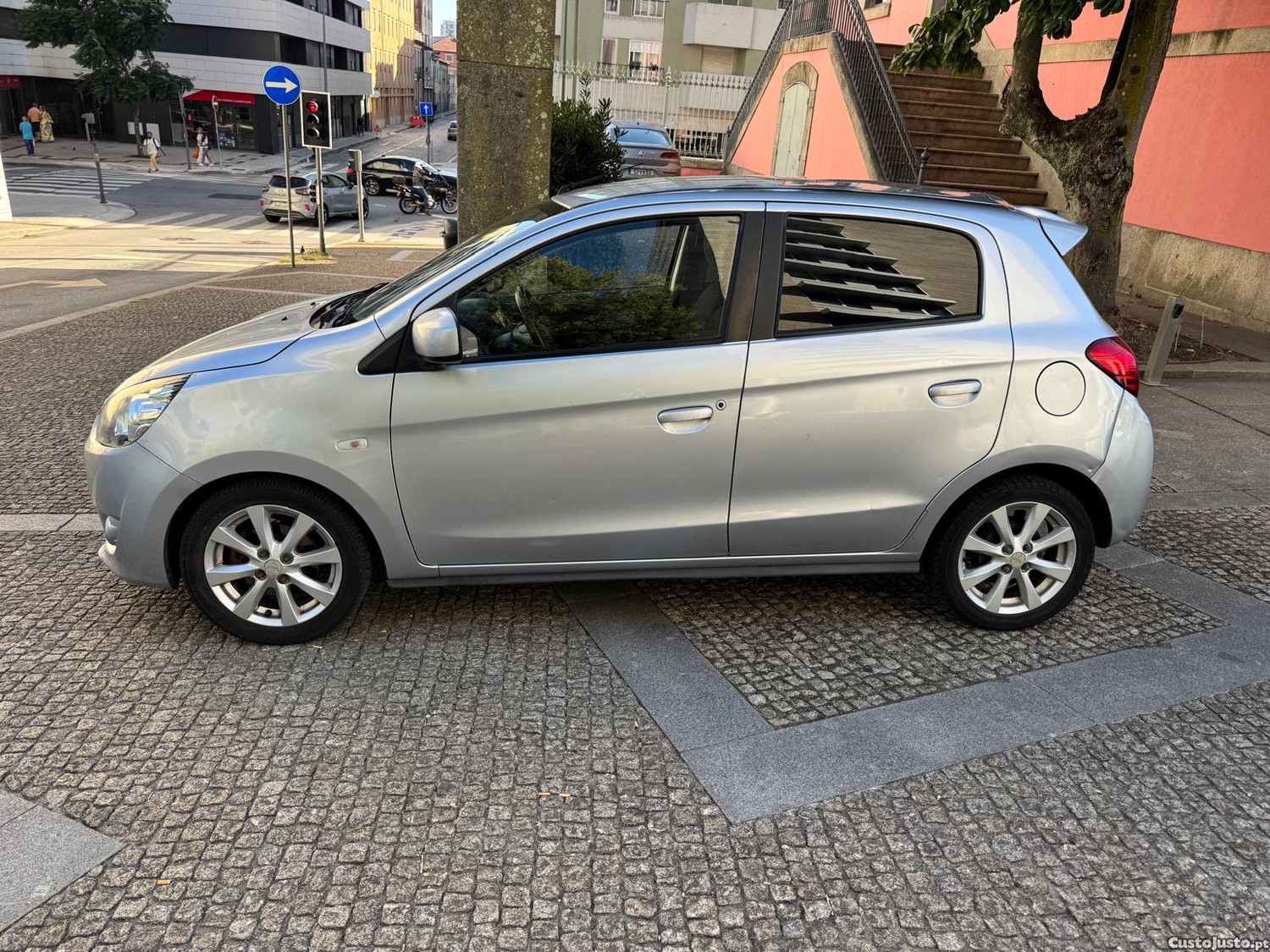 Mitsubishi Space Star Star - 14 foto 3