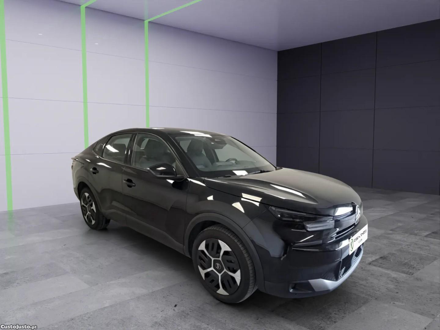 Citroën e-C4 54 kWh Plus — fotografia 11