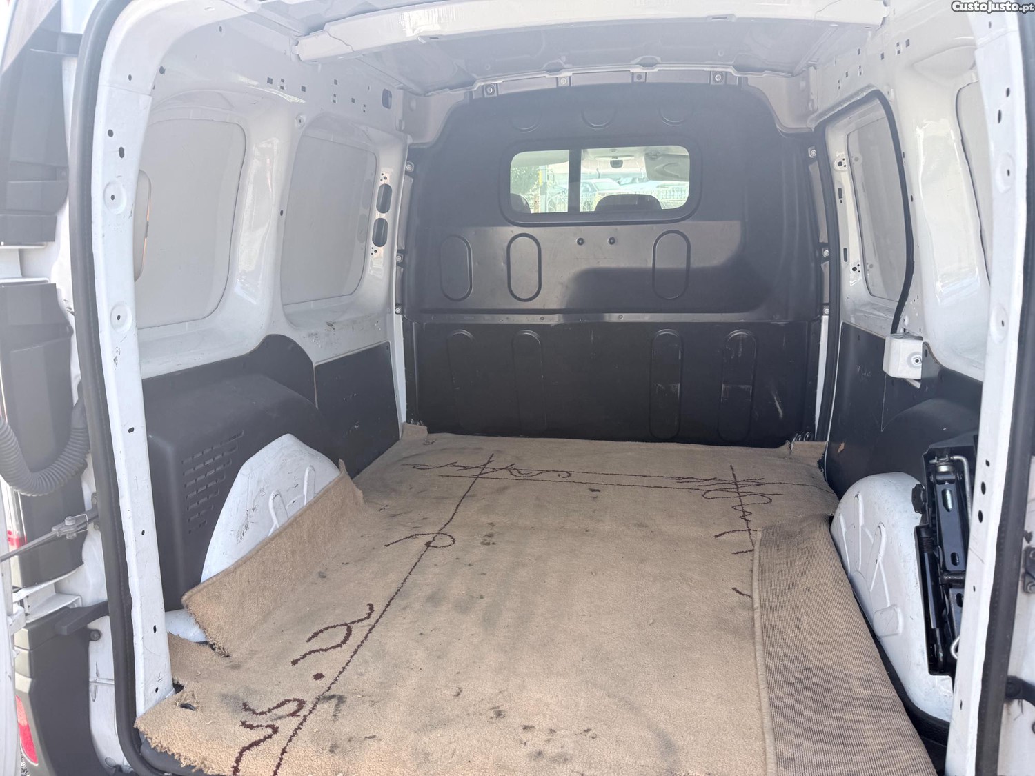 Renault Kangoo 1.5 DCI - IVA DEDUTIVEL 3 Lugares — photo 3