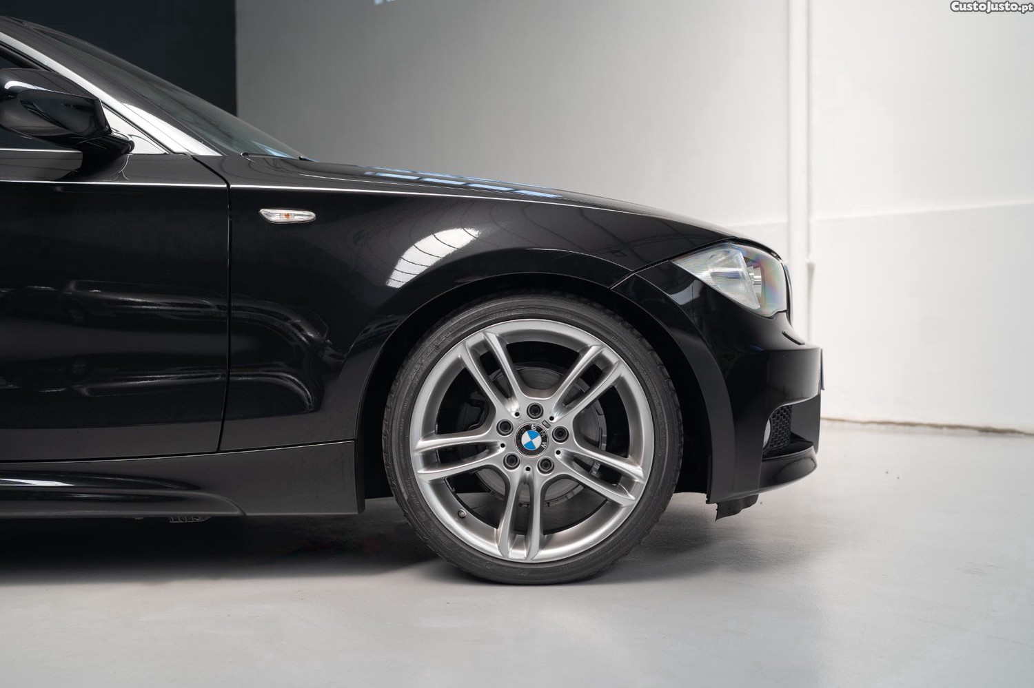BMW 118 D Cabrio Pack M — fotografia 21