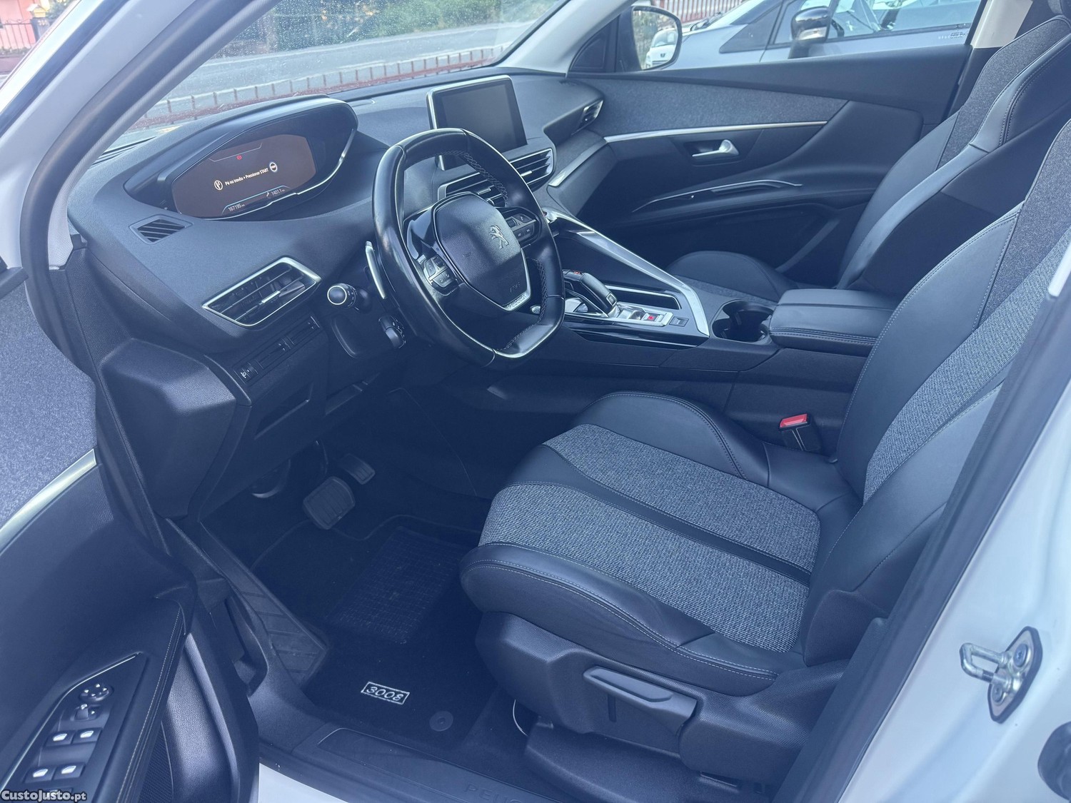 Peugeot 3008 ALUR 1.5 HDI130 CV — fotografia 4