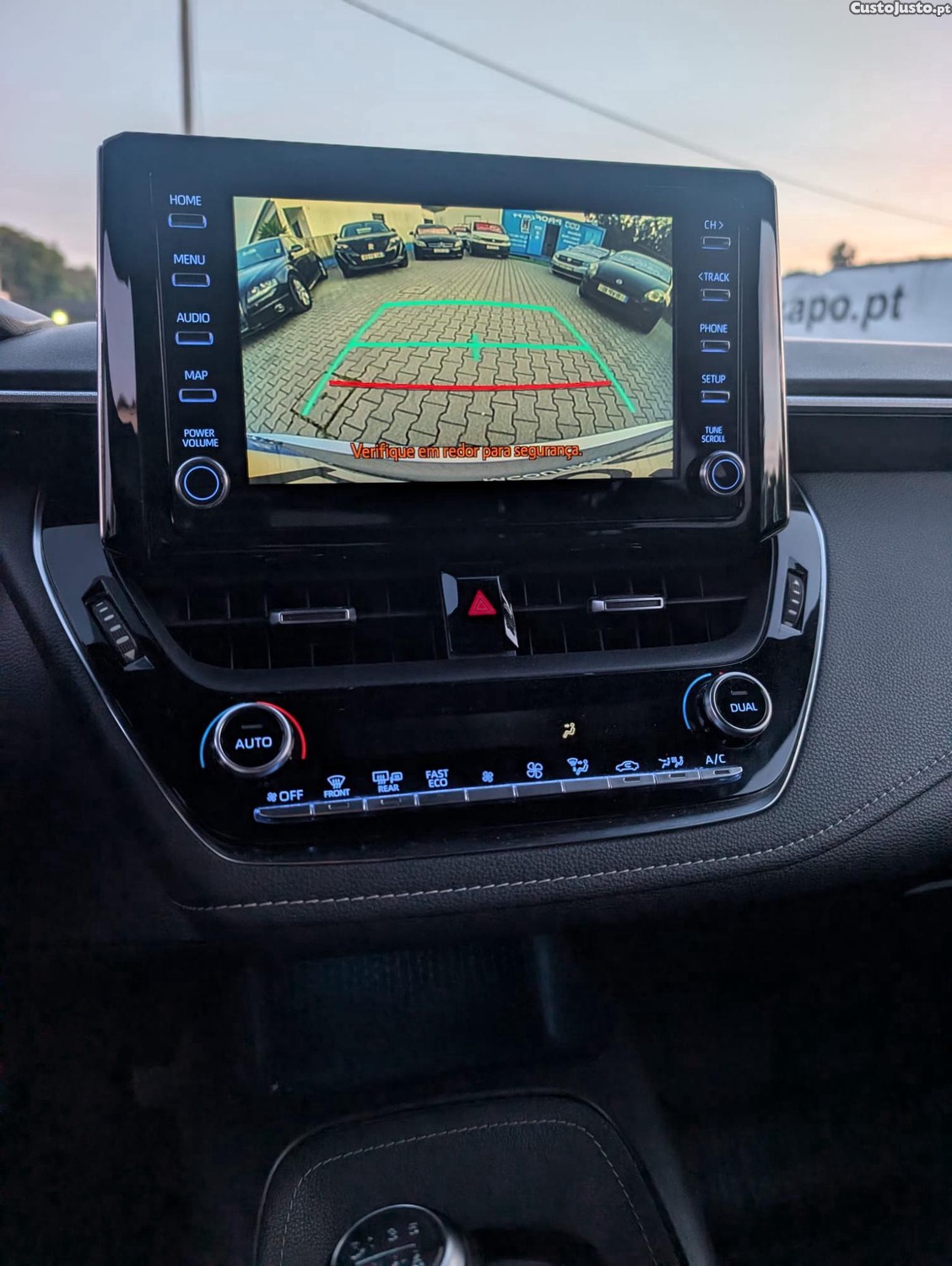 Toyota Corolla Touring Sports 1.2T Comfort — fotografia 2