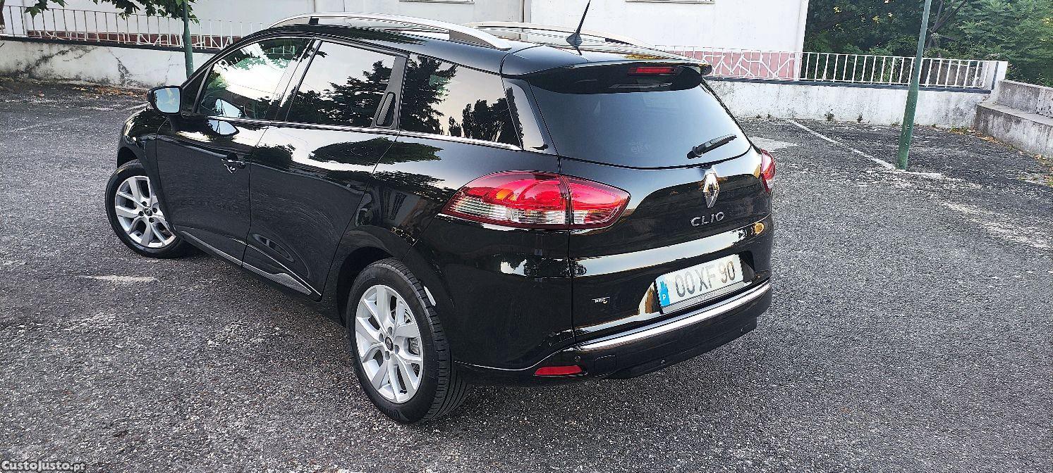 Renault Clio Sport Tourer Limited TCe 0.9 — fotografia 2