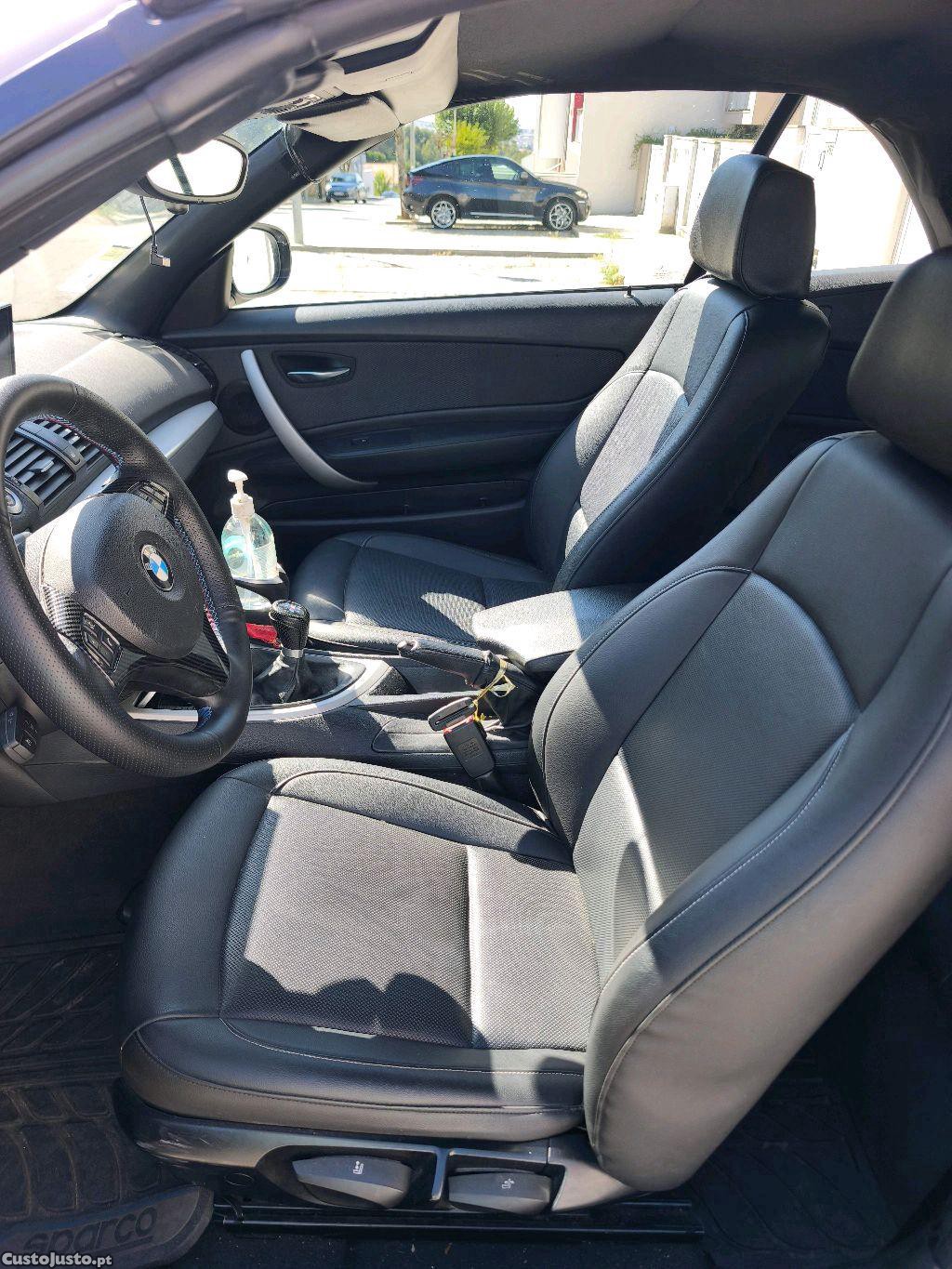 BMW 118 Cabrio E88 — fotografia 2