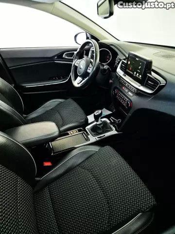 Kia Ceed 1.6 crdi gt line — fotografia 6