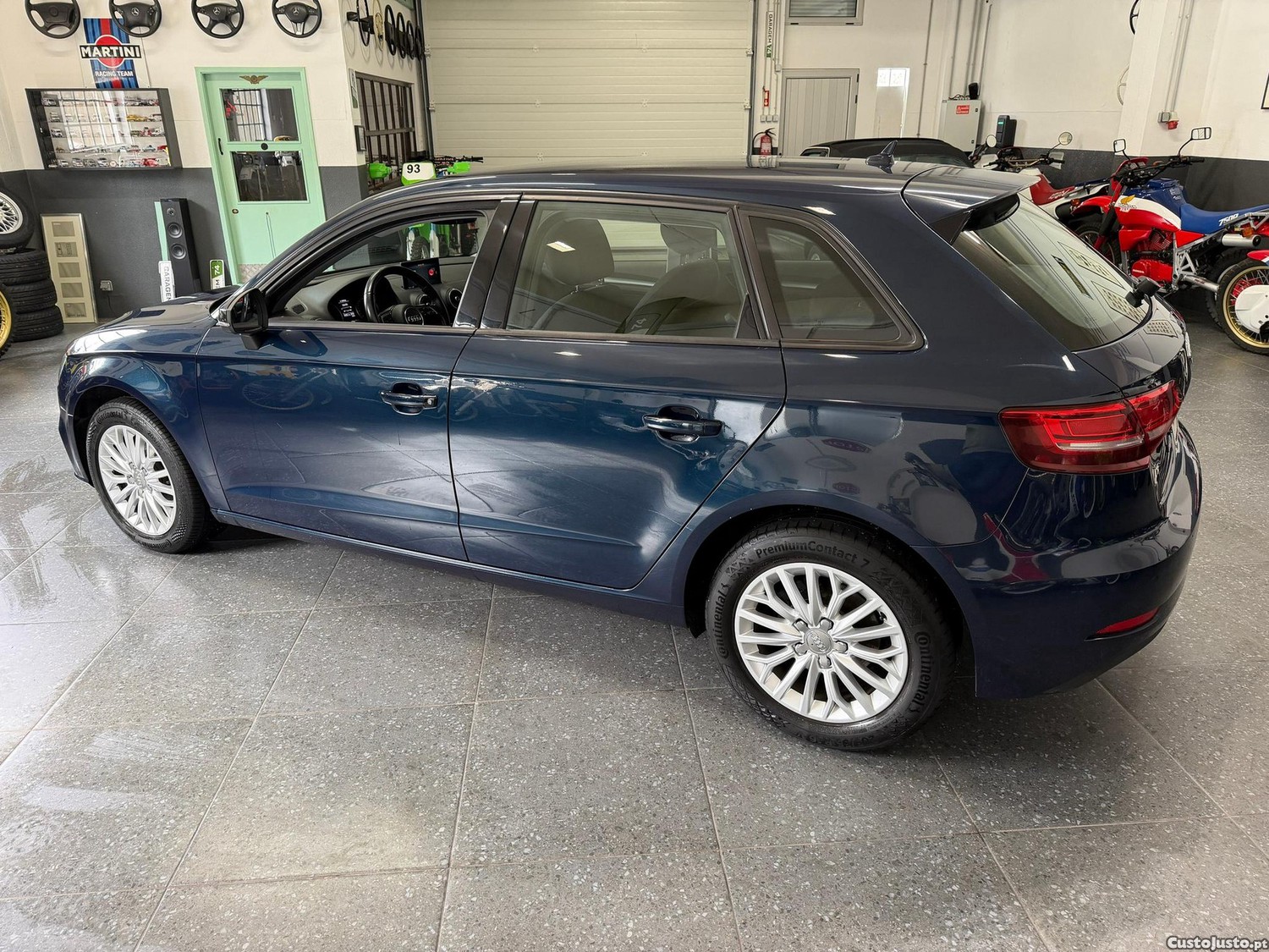 Audi A3 Sportback 1.6 TDI Advance Ultra — fotografia 23