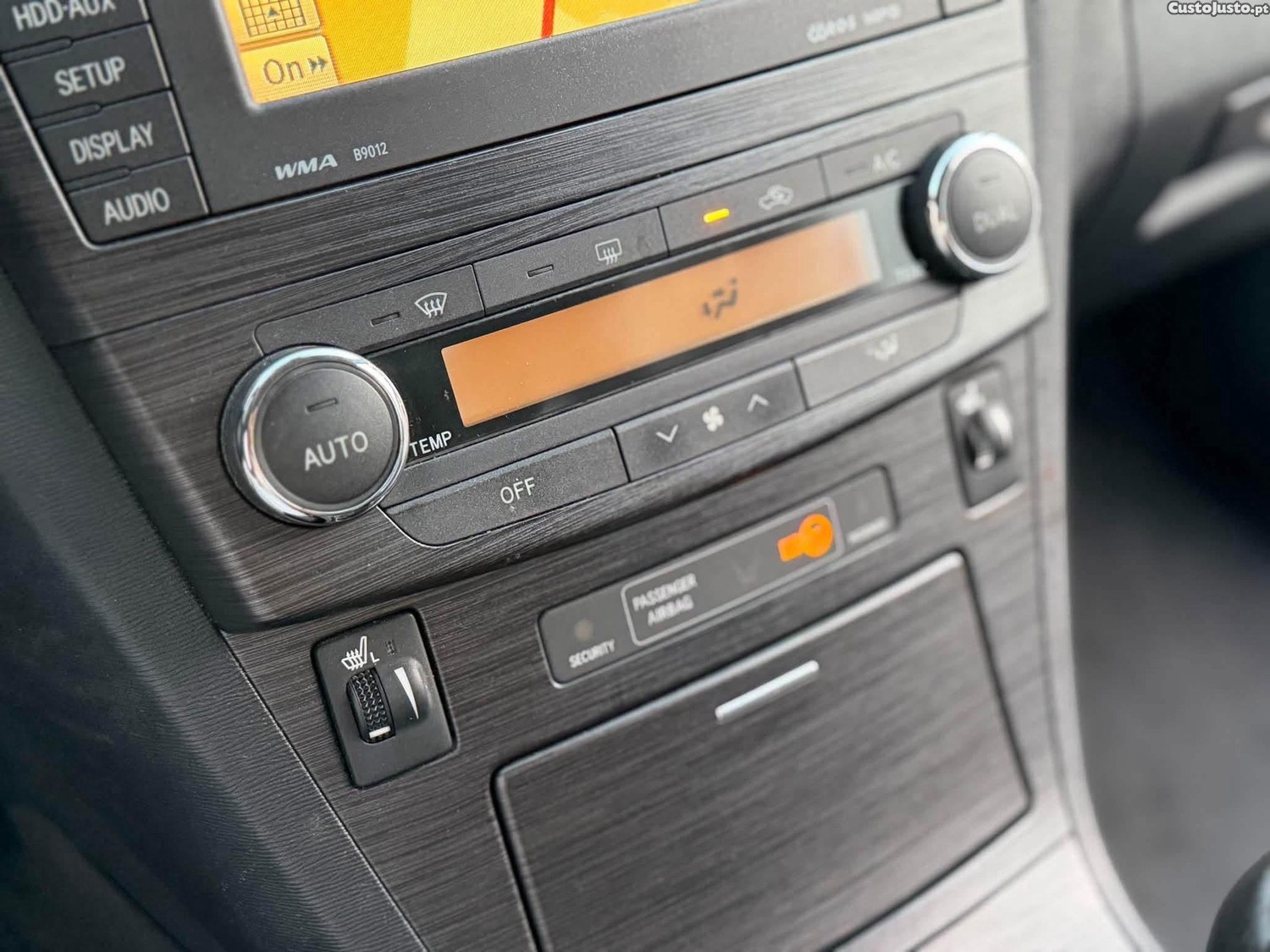 Toyota Avensis 2.2 D-4D Ex.+Pele+GPS — fotografia 14
