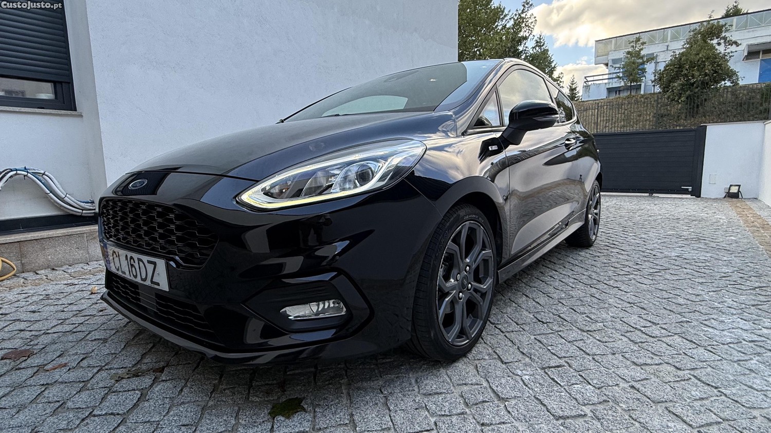 Ford Fiesta 1.0 Ecoboost - 18 foto 3