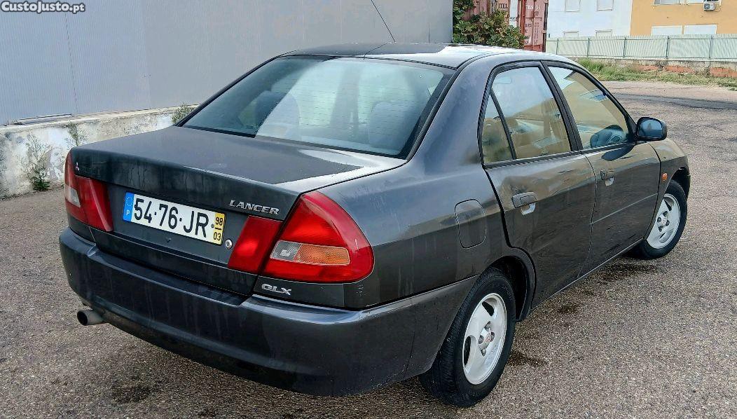Mitsubishi Lancer 1.3 com Ac — fotografia 9