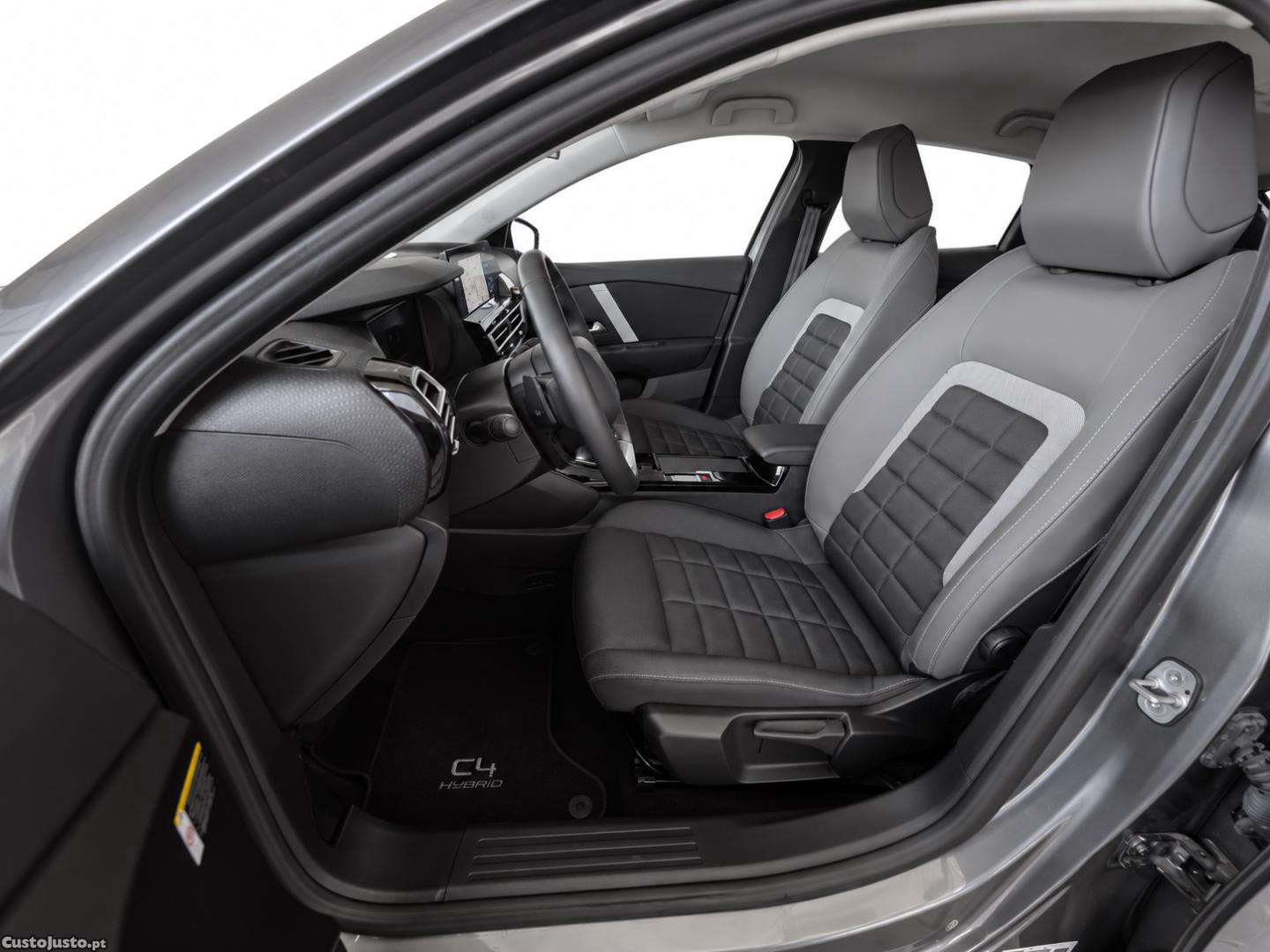 Citroën C4 1.2 HYBRID 145CV E-DSC6 (AUTO) — fotografia 3