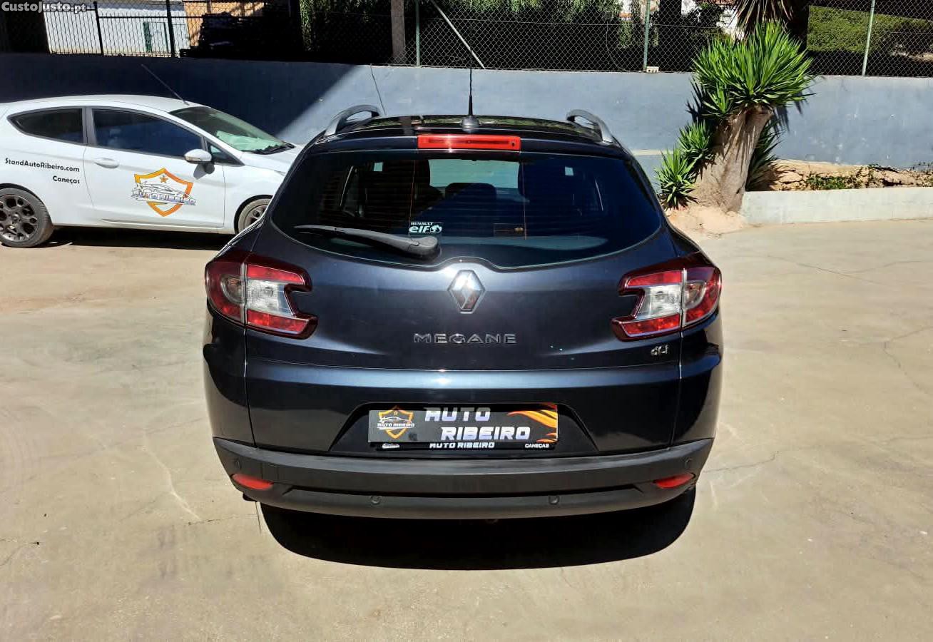 Renault Mégane 1.5 dCi Bose Edition — fotografia 10