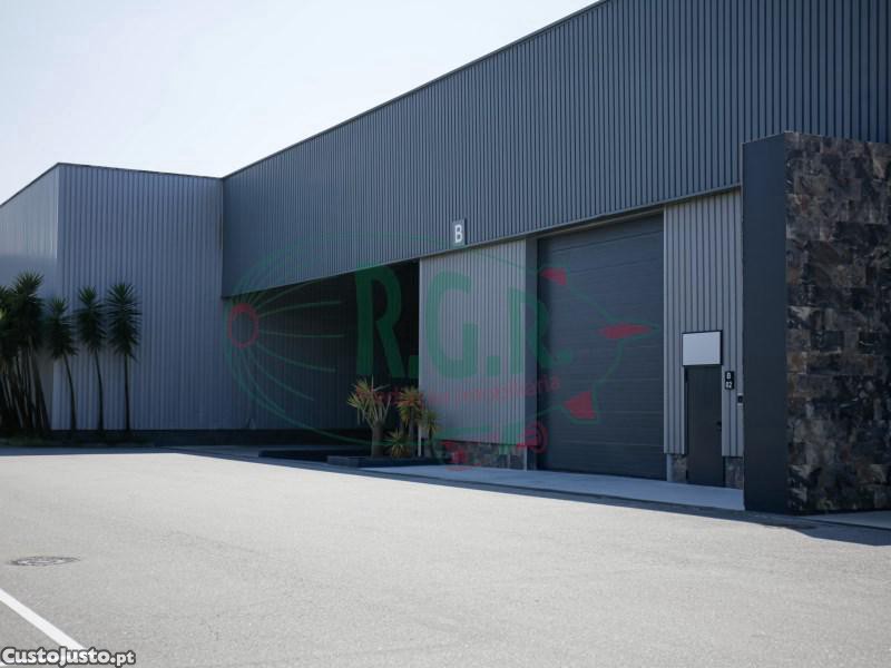 Espaços Comerciais/Armazéns - Gondomar