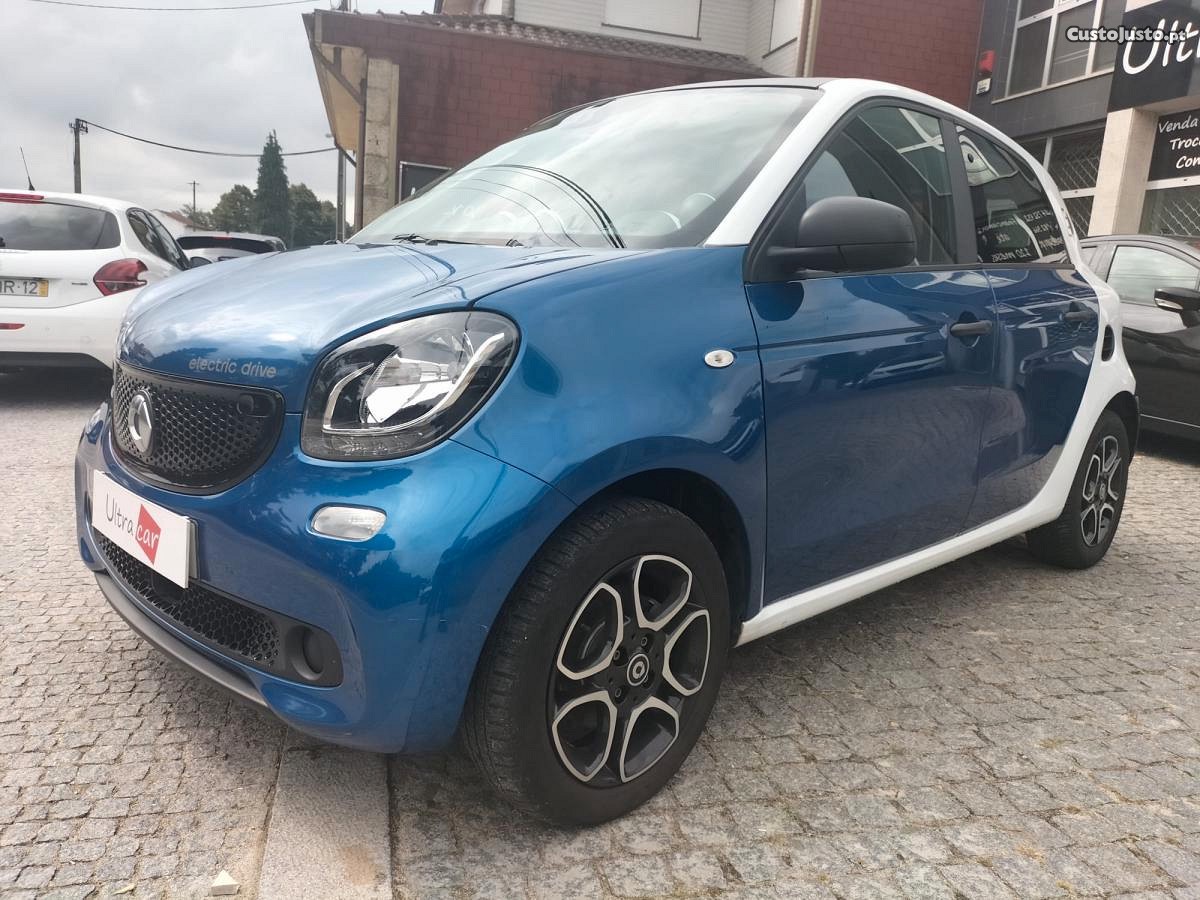Smart ForFour electric drive — photo 4