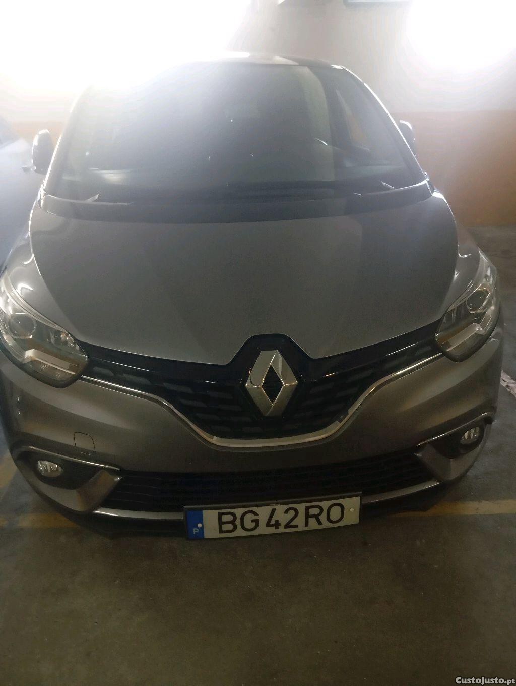 Renault Grand Scénic 1.7 — fotografia 3