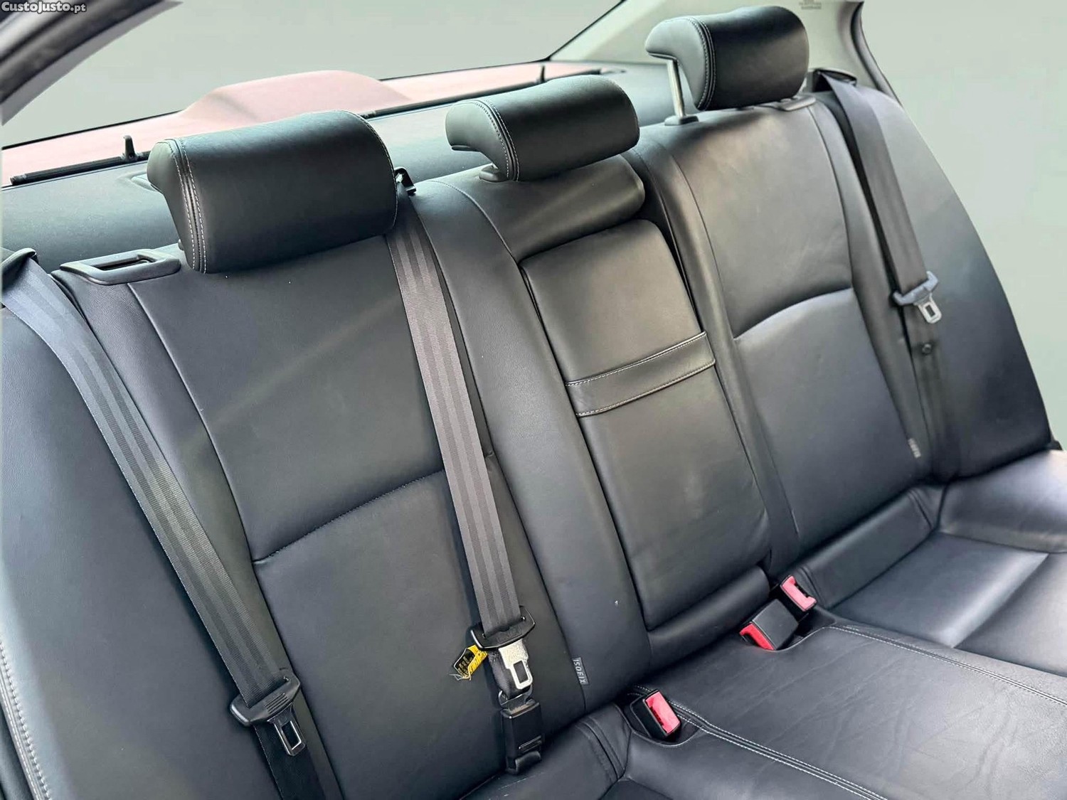 Toyota Avensis 2.2 D-4D Ex.+Pele+GPS — fotografia 6