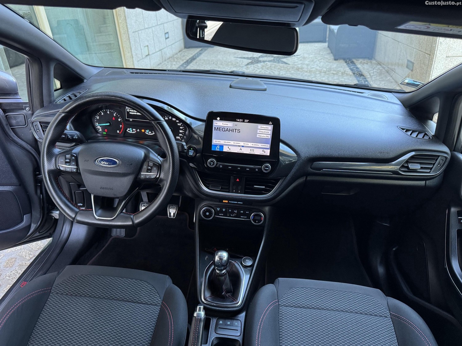 Ford Fiesta ST-LINE 2019 Nacional — fotografia 7