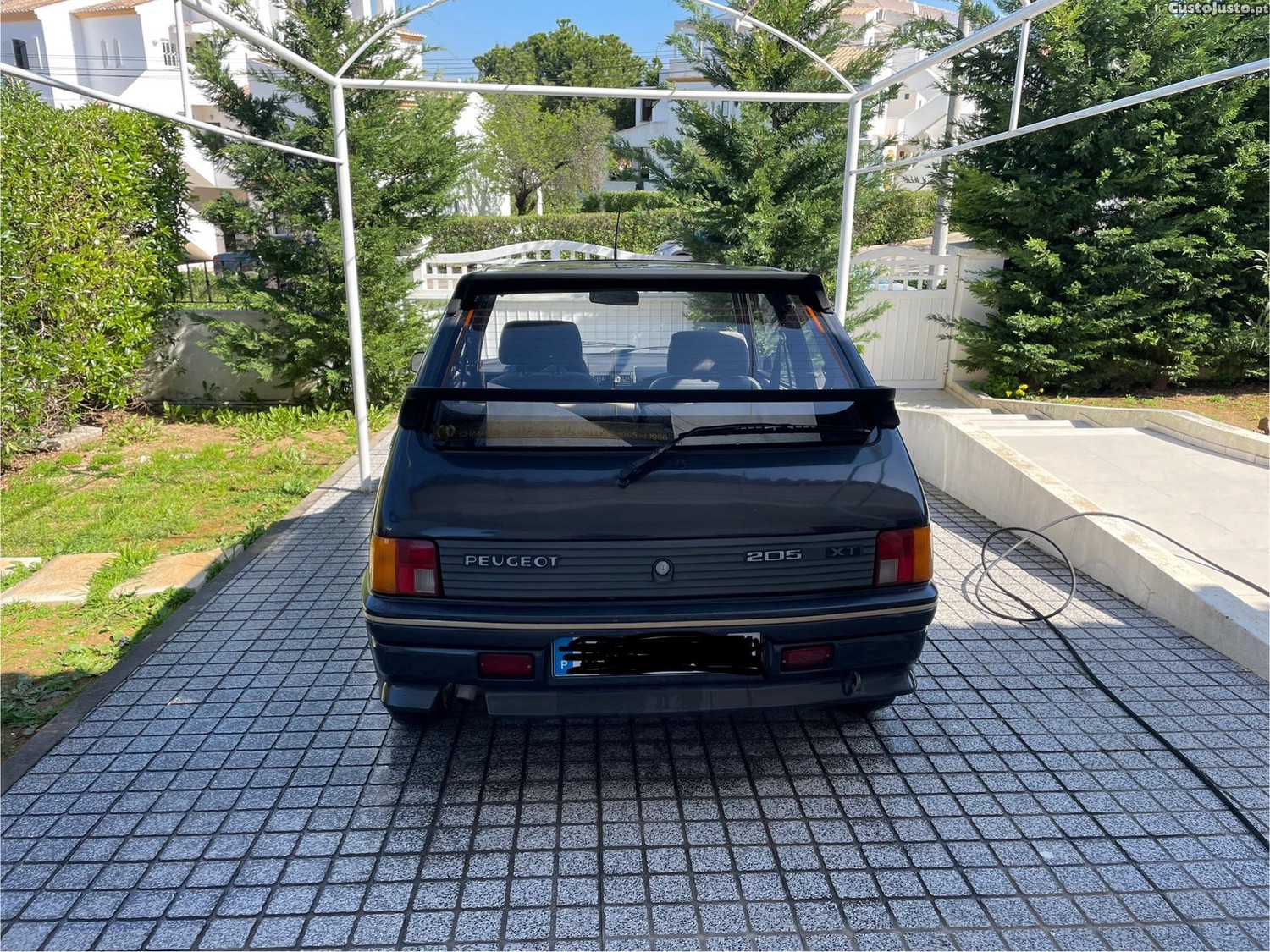 Peugeot 205 XT — fotografia 5