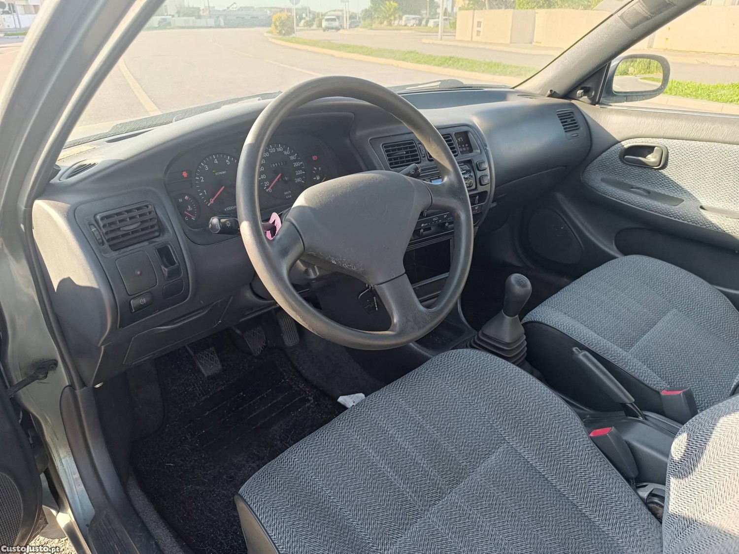 Toyota Corolla 1.3 xli — fotografia 6