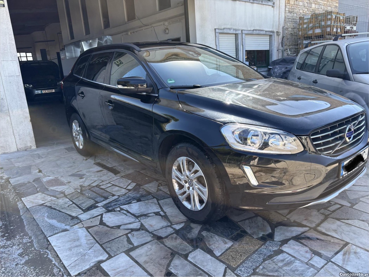 Volvo XC60 Momentum - 16 foto 5