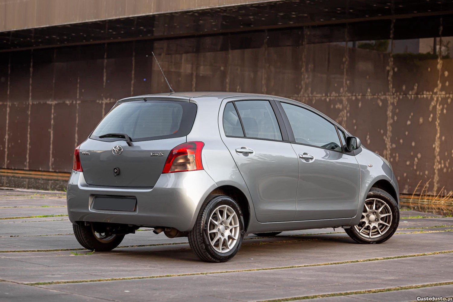 Toyota Yaris 1.4 D4D — fotografia 2