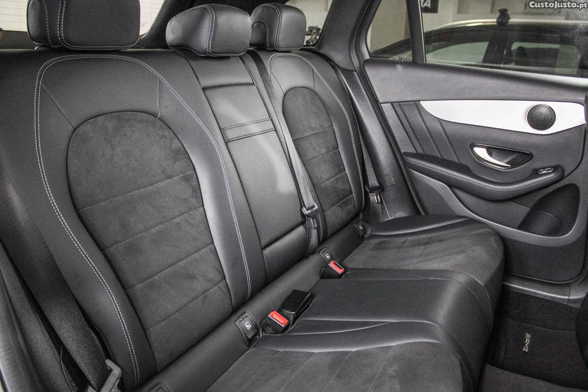 Mercedes-Benz GLC 250 d AMG Line 4-Matic — fotografia 12