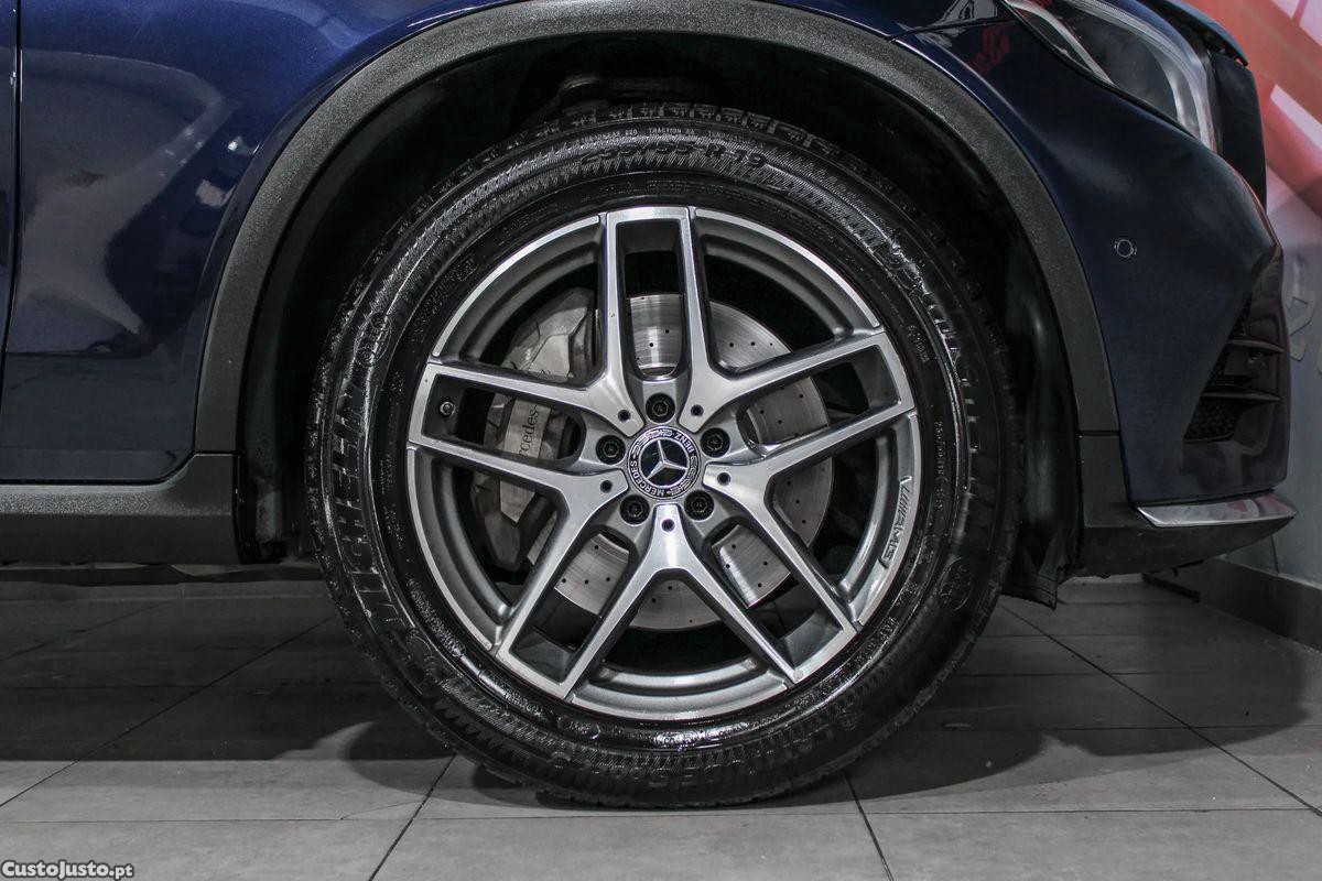 Mercedes-Benz GLC 250 d AMG Line 4-Matic — fotografia 14