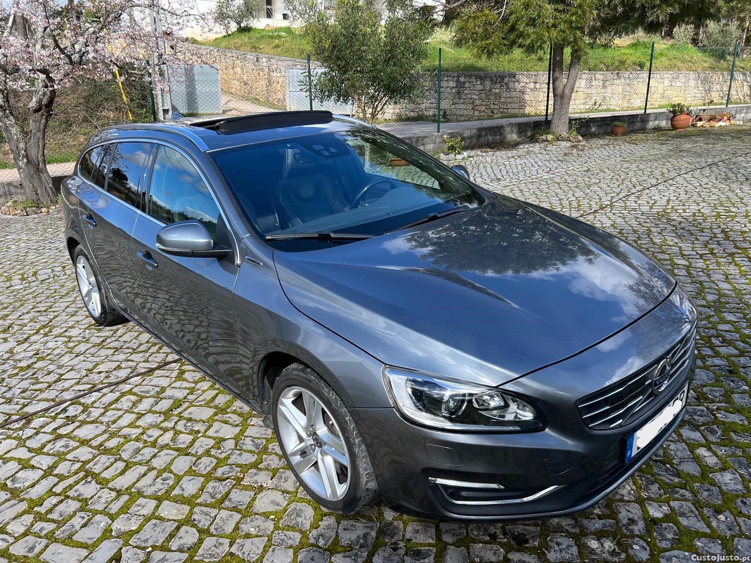 Volvo V60 Twin Engine — fotografia 6