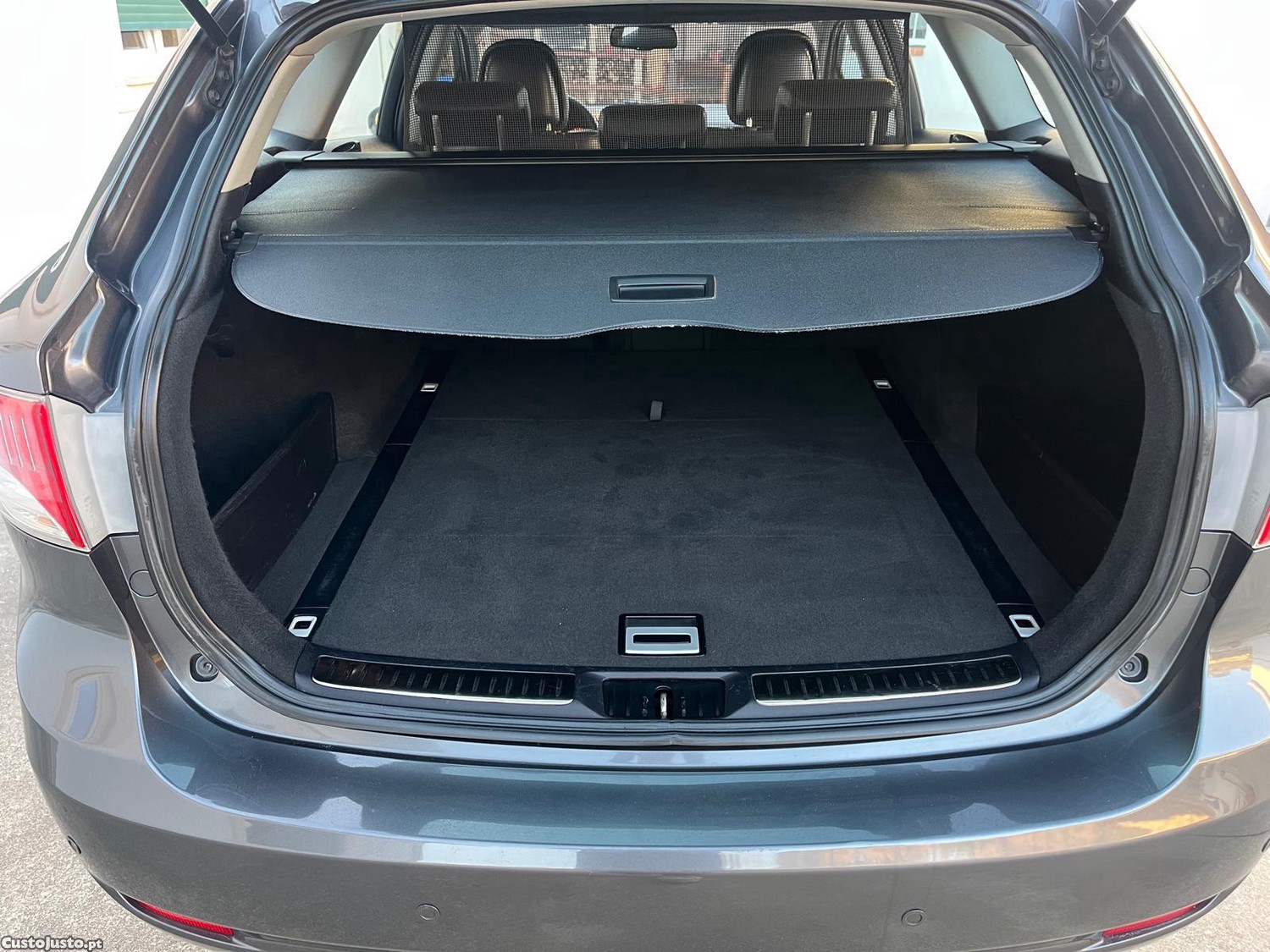 Toyota Avensis SW 2.0 D4D Exclusive — fotografia 3