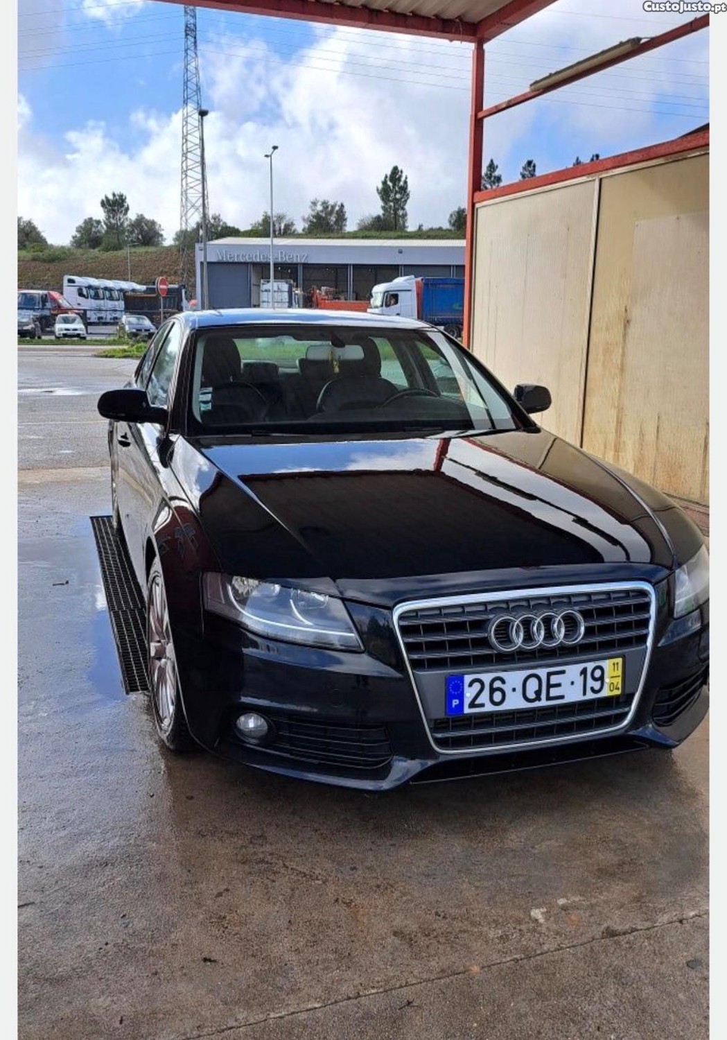 Audi A4 2.0 tdi — fotografia 2