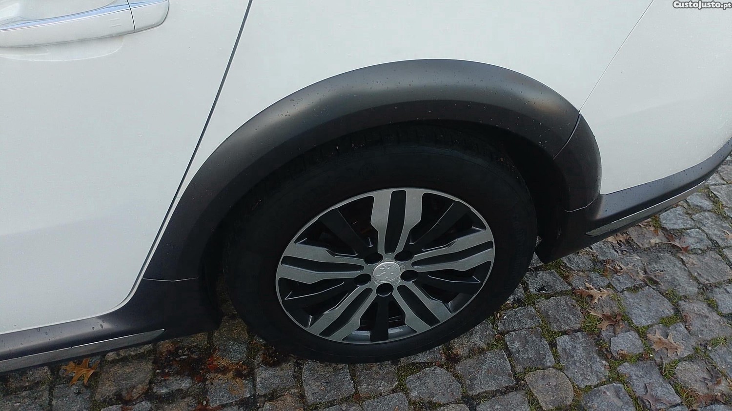 Peugeot 508 RXH 2.0HDI — fotografia 3